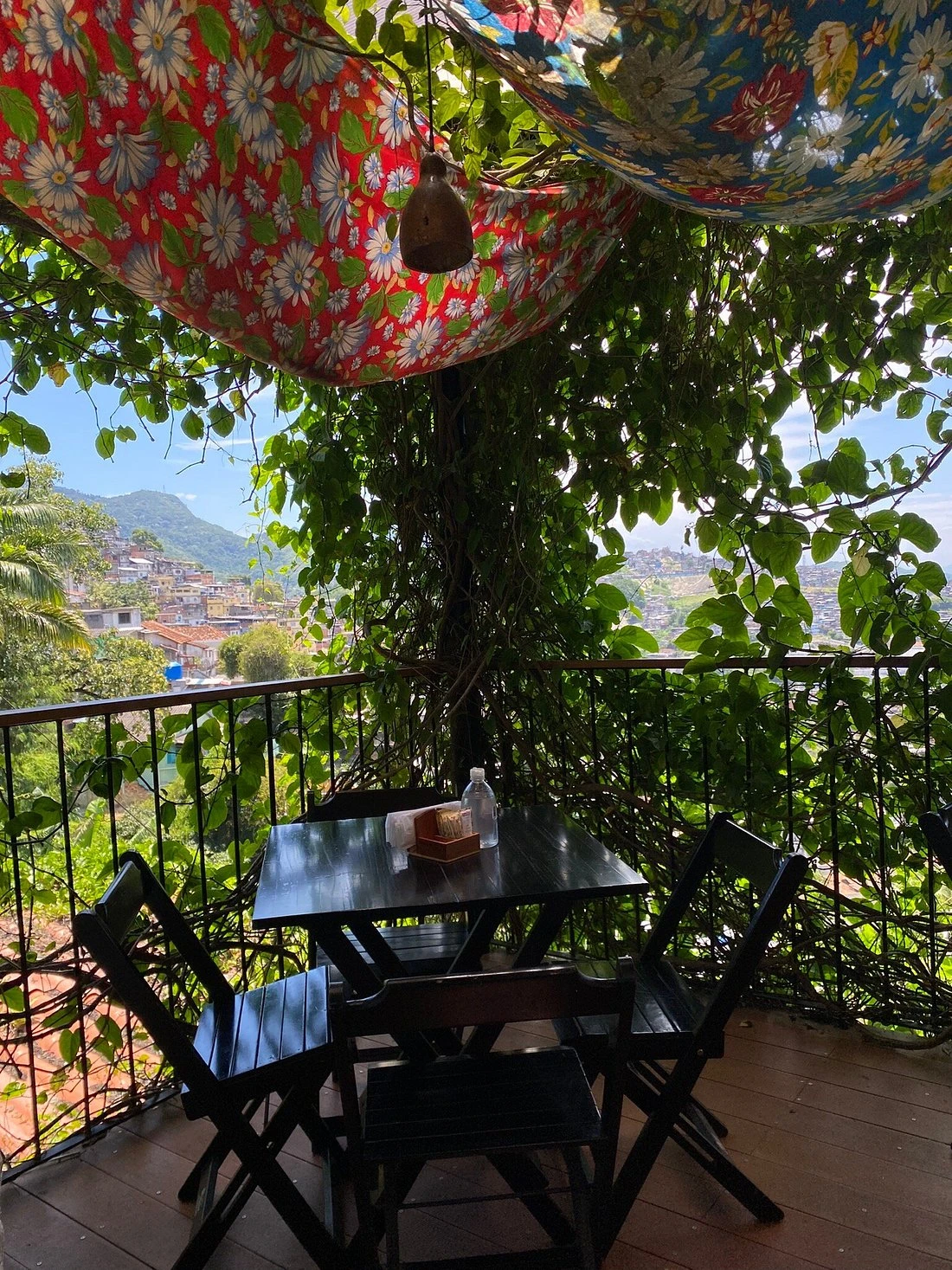 Retro Charm of Santa Teresa - Chef & Sunset - Image